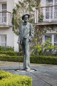 james-joyce statue at the merrion hotel